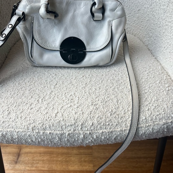 Mimco leather turn-lock bag white - Picture 2 of 10